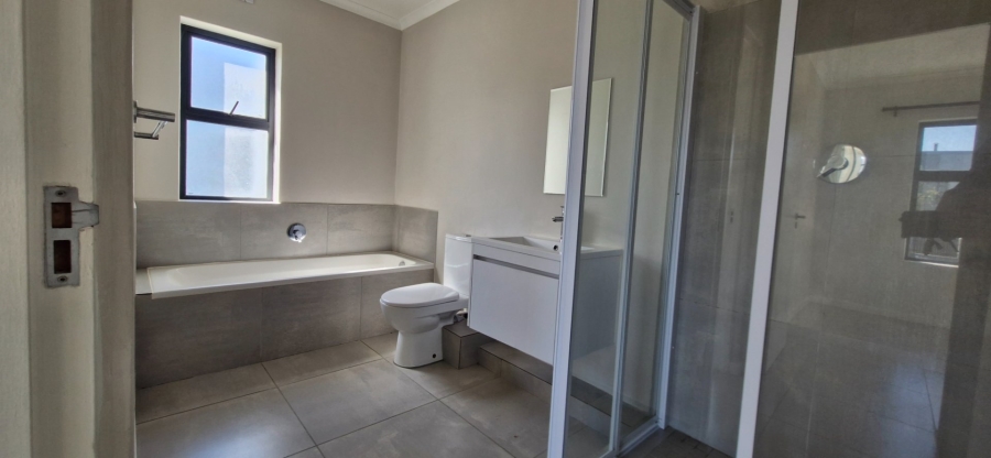To Let  Bedroom Property for Rent in Burgundy Estate Western Cape